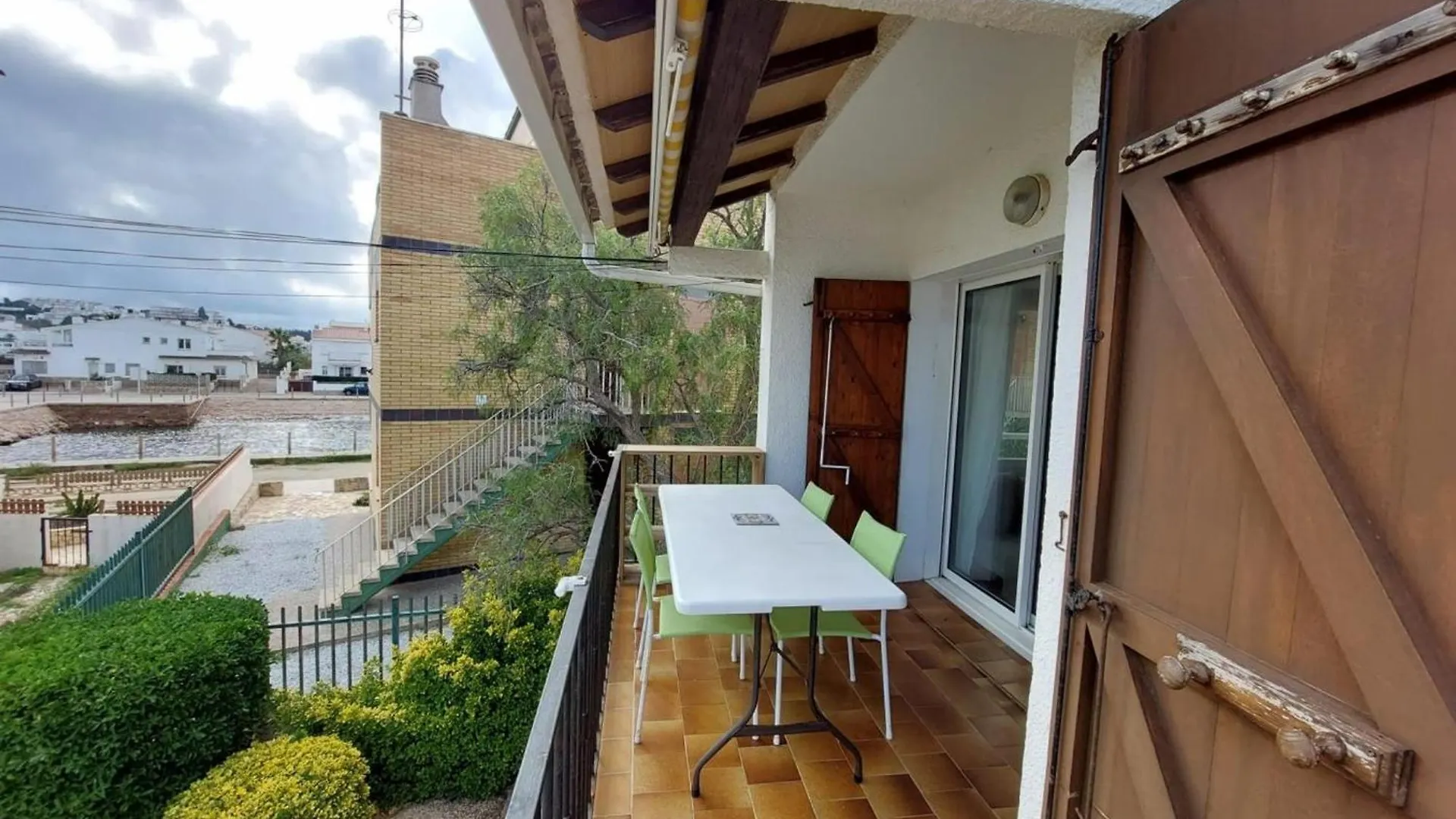 Appartement Apartamento Familiar De 3 Hab Cerca De La Playa En Llanca - Es-170-75 Spanje