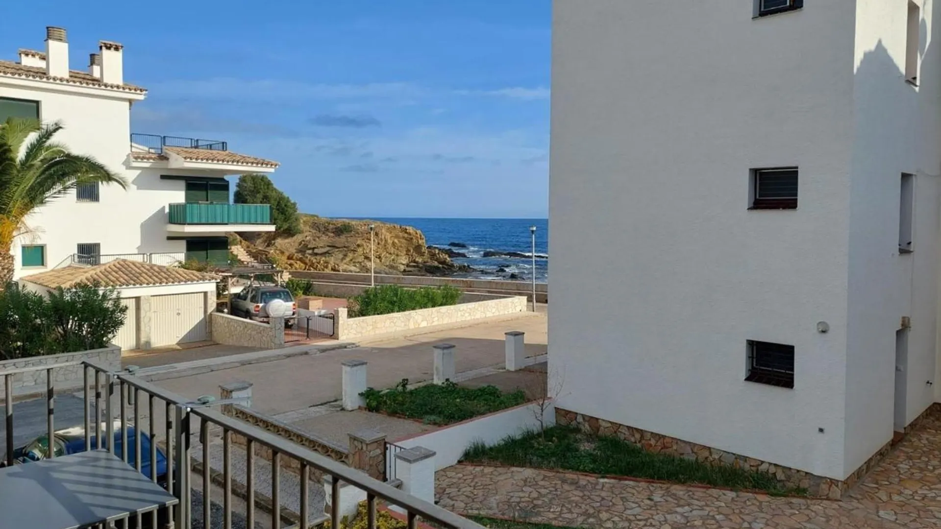 아파트 Apartamento Familiar De 3 Hab Cerca De La Playa En Llanca - Es-170-75