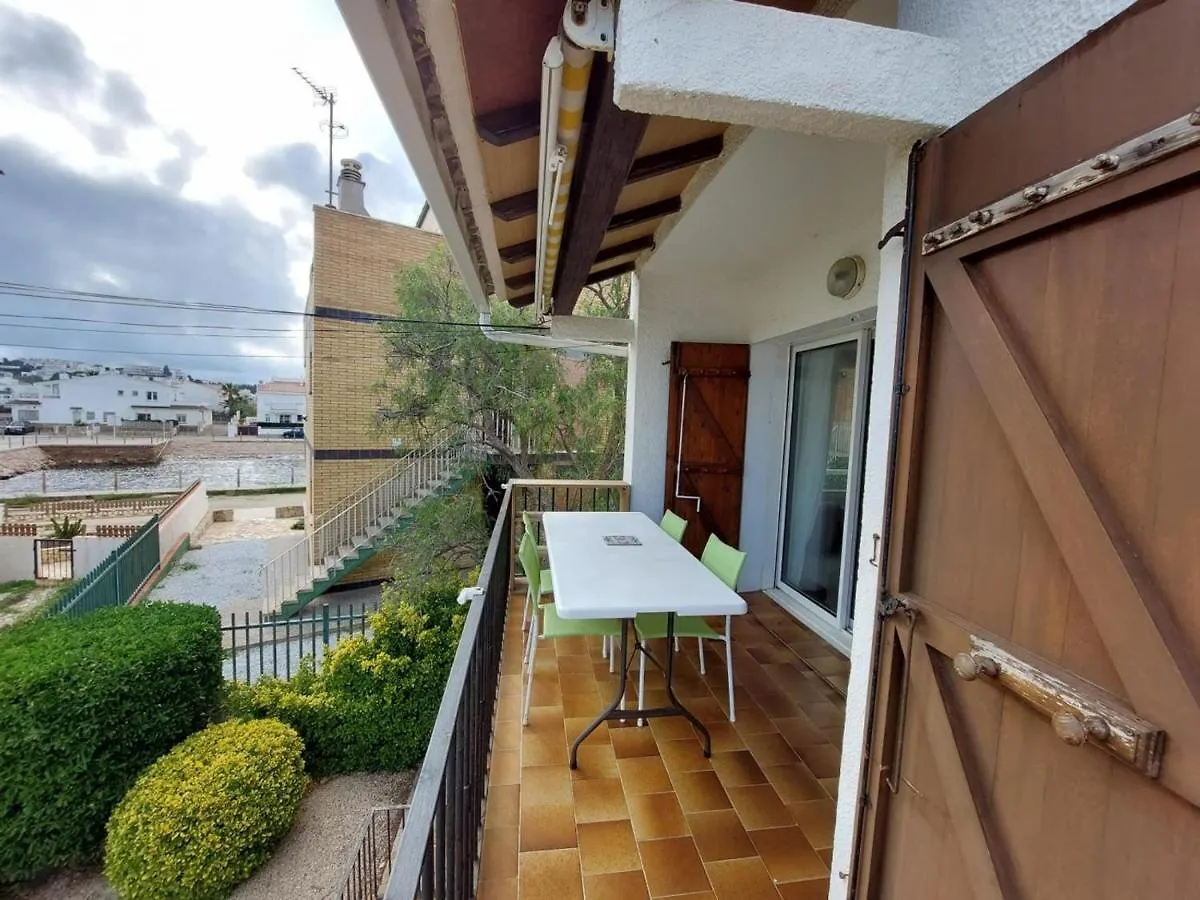 Apartamento Familiar De 3 Hab Cerca De La Playa En Llanca - Es-170-75 0*,  Spain