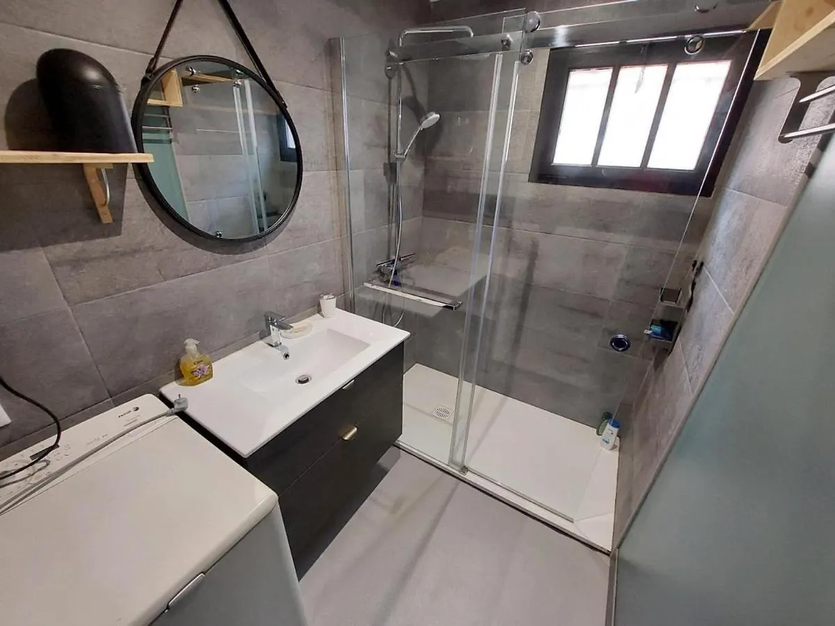 Apartamento Familiar De 3 Hab Cerca De La Playa En Llanca - Es-170-75 0*,  Spain